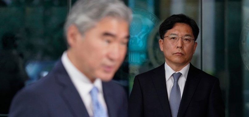 US RENEWS CALLS FOR TALKS WITH NORTH KOREA