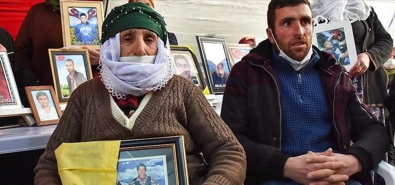 2 MORE KURDISH FAMILIES JOIN ANTI-PKK SIT-IN PROTEST IN SOUTHEAST TURKEY