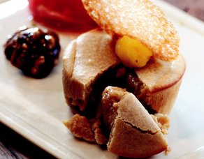 Beyaz Çikolatalı ve Tahinli Sufle Tarifi