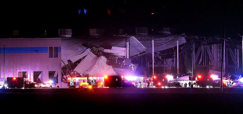 MANY PEOPLE TRAPPED AFTER ROOF COLLAPSE AT AMAZON WAREHOUSE NEAR ST. LOUIS