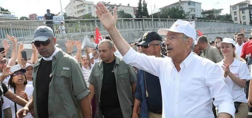 CHP HEAD AFFIRMS TO ENTER ISTANBUL IN PROTEST MARCH