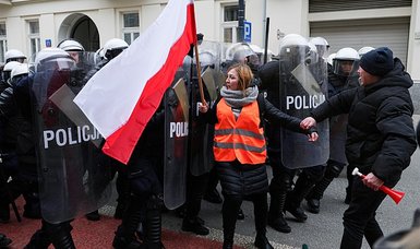 Polish farmers' protests to shut German border crossing for days