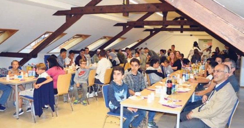 Tüm okul iftar için buluştu