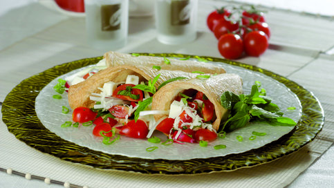 Milföy Külahında Domates Salatası