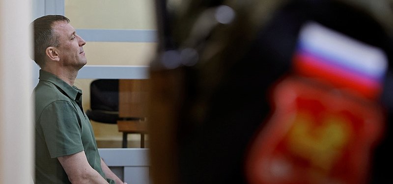 Russian military court keeps General Popov in custody