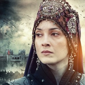 Cemre Gümeli  – Kimdir