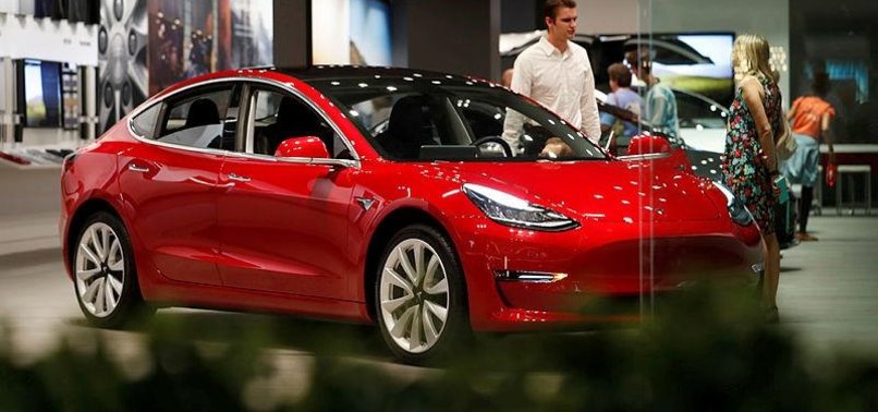 TESLA SAYS ITS $35K ELECTRIC CAR READY TO ROLL