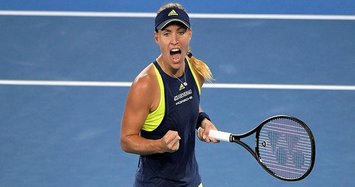 Kerber crushes Sharapova at Australian Open