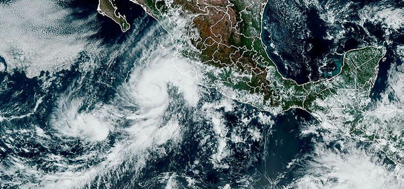 ORLENE UPGRADED TO CATEGORY 4 HURRICANE, HEADS FOR MEXICO: NHC
