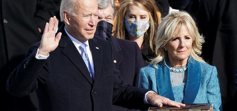 BIDEN PUTS FORTH VIRUS STRATEGY, REQUIRES MASK USE TO TRAVEL