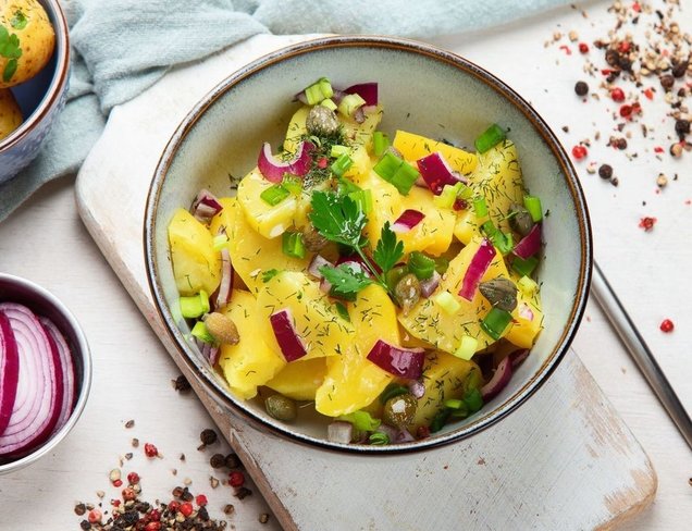 Taze Patates Salatası