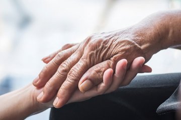 Parkinson hastalığı, belirtileri ve tedavi yöntemleri