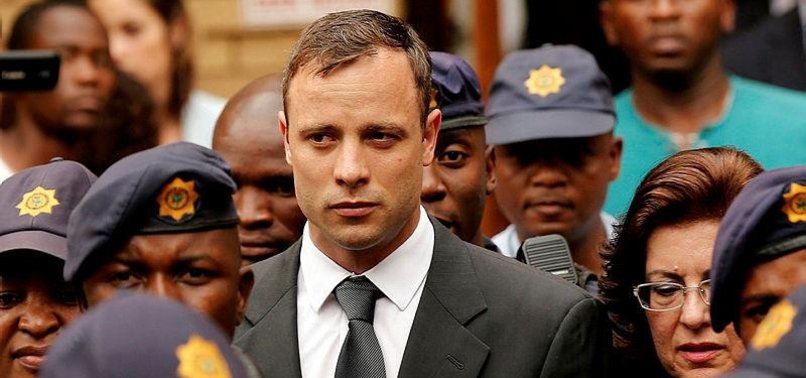 OSCAR PISTORIUS BRUISED IN A JAIL FIGHT OVER TELEPHONE USE