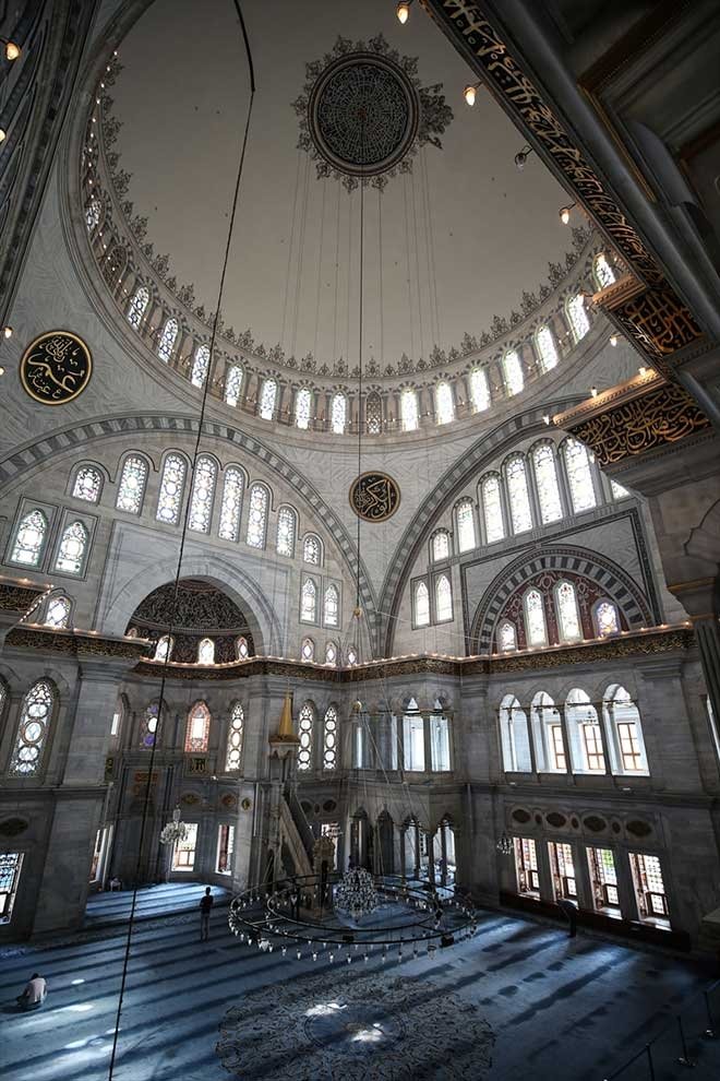 Osmanlı’nın ilk Barok mimari eseri ’Nuruosmaniye’