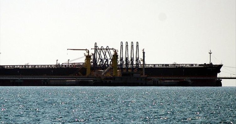 ABD Venezuela’dan çıkan tankeri uzaklaştırdı