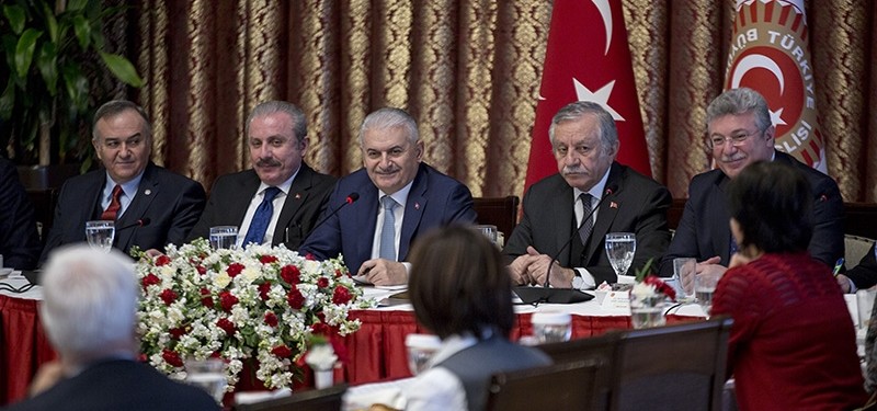 Turkey honors media personnel on Working Journalists' Day