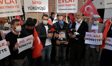 Another Kurdish family joins anti-PKK sit-in protest in Diyarbakır