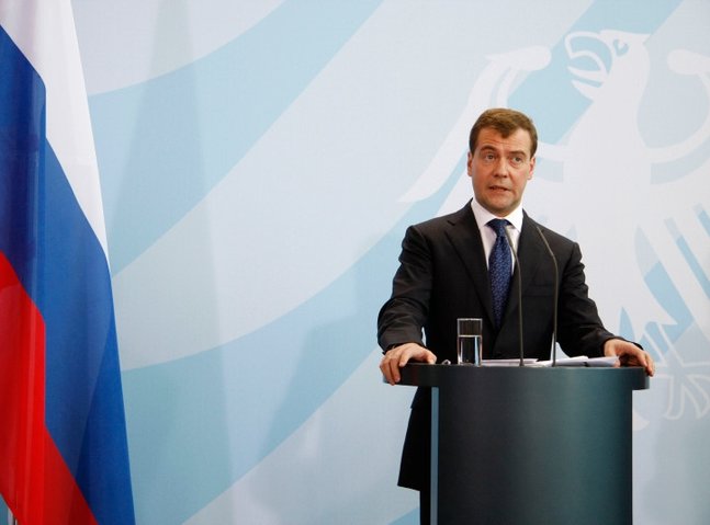 Moscow must push its borders back as far as possible: Medvedev