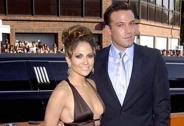 Jennifer Lopez ve Ben Affleck arasında neler oluyor?
