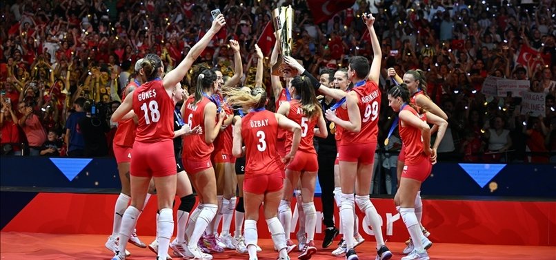 TÜRKIYE WOMENS VOLLEYBALL TEAM LOSE FOR 1ST TIME IN 22 MATCHES