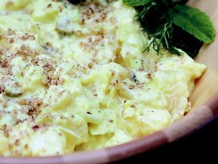 Elmalı Patates Salatası