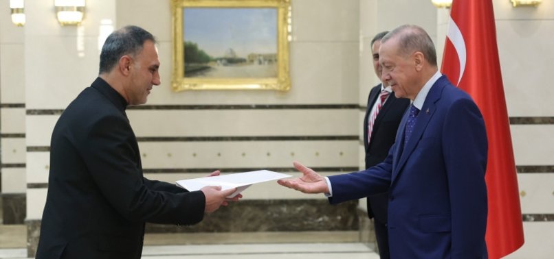 New ambassadors present credentials to Turkish president
