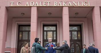Turkey considers postponing trials: Justice minister