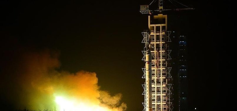 CHINA LAUNCHES NEW SATELLITE GROUP