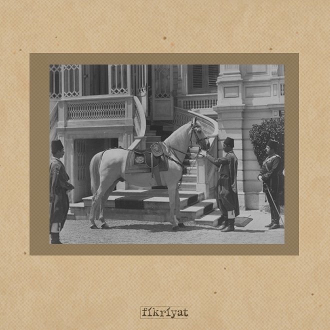 ABDÜLHAMİD’İ GÖRÜNCE EĞİLEN AT