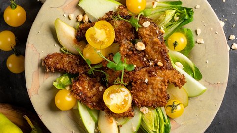 Çıtır Mantarlı Hindiba Salatası