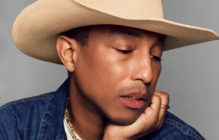 Pharrell, Tiffany &amp; Co. iş birliğiyle çıkardığı yeni koleksiyonu hakkında konuşurken titanlar, Poseidon ve kayıp şehir Atlantis temaları etrafında dolaşıyor. Bu efsanelerin isimlerini taşıyan sokaklarıyla Virginia ise, aşkın şehri olarak biliniyor.