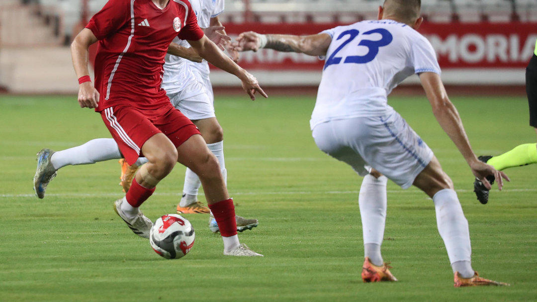 ANTALYASPOR FARKLI GALİP