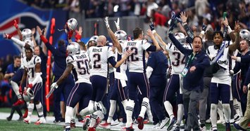 Patriots beat Rams 13-3 in lowest scoring Super Bowl ever
