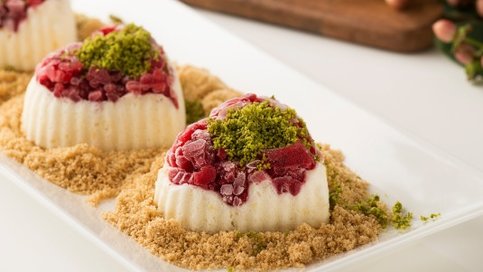 Frambuazlı ve Limonlu Parfe