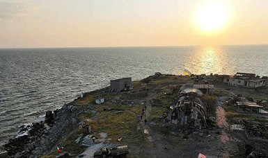 Russian warplane hit Ukrainian troops on Snake Island - ministry