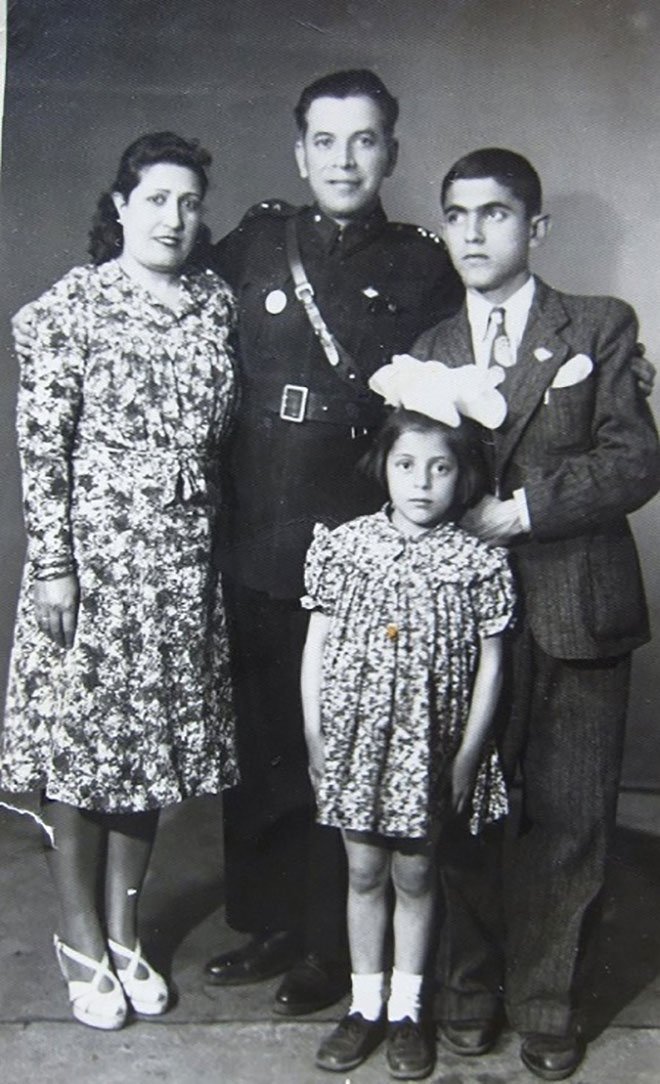 Ümit Yaşar Oğuzcan kimdir?