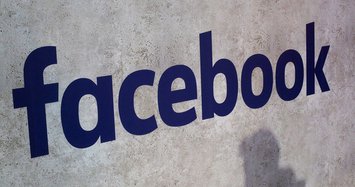 Facebook losing popularity among US teens