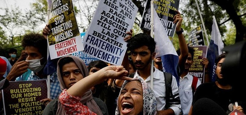INDIA URGED TO STOP VICIOUS CRACKDOWN ON MUSLIM PROTESTERS