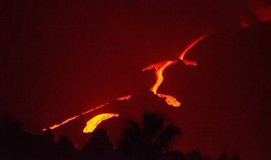 LIVE | Second lava flow from La Palma volcano drawing closer to the sea