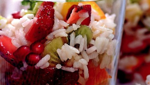 Meyveli Pirinç Salatası