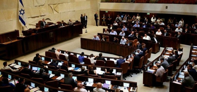 ISRAEL ALLOWS KNESSET MEMBERS TO ENTER AL-AQSA COMPOUND