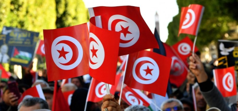 HUNDREDS OF TUNISIANS PROTEST ON REVOLUTION ANNIVERSARY