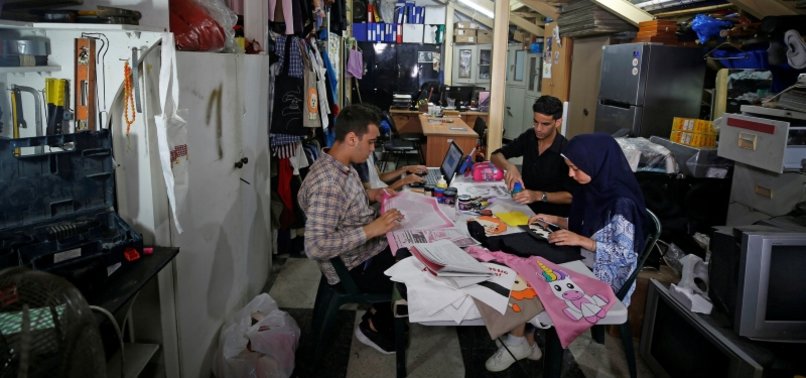 YOUNG GAZANS SELL RECYCLED CLOTH BAGS TO CHALLENGE PLASTIC