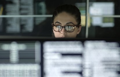 Aracıkurumlarıngeliriikikatınaçıktı