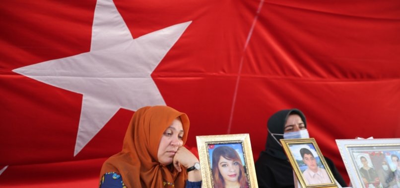 KURDISH FAMILIES CONTINUE ANTI-PKK SIT-IN PROTEST IN SOUTHEASTERN TURKEY