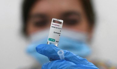 German state suspends AstraZeneca vaccine use for under-60s