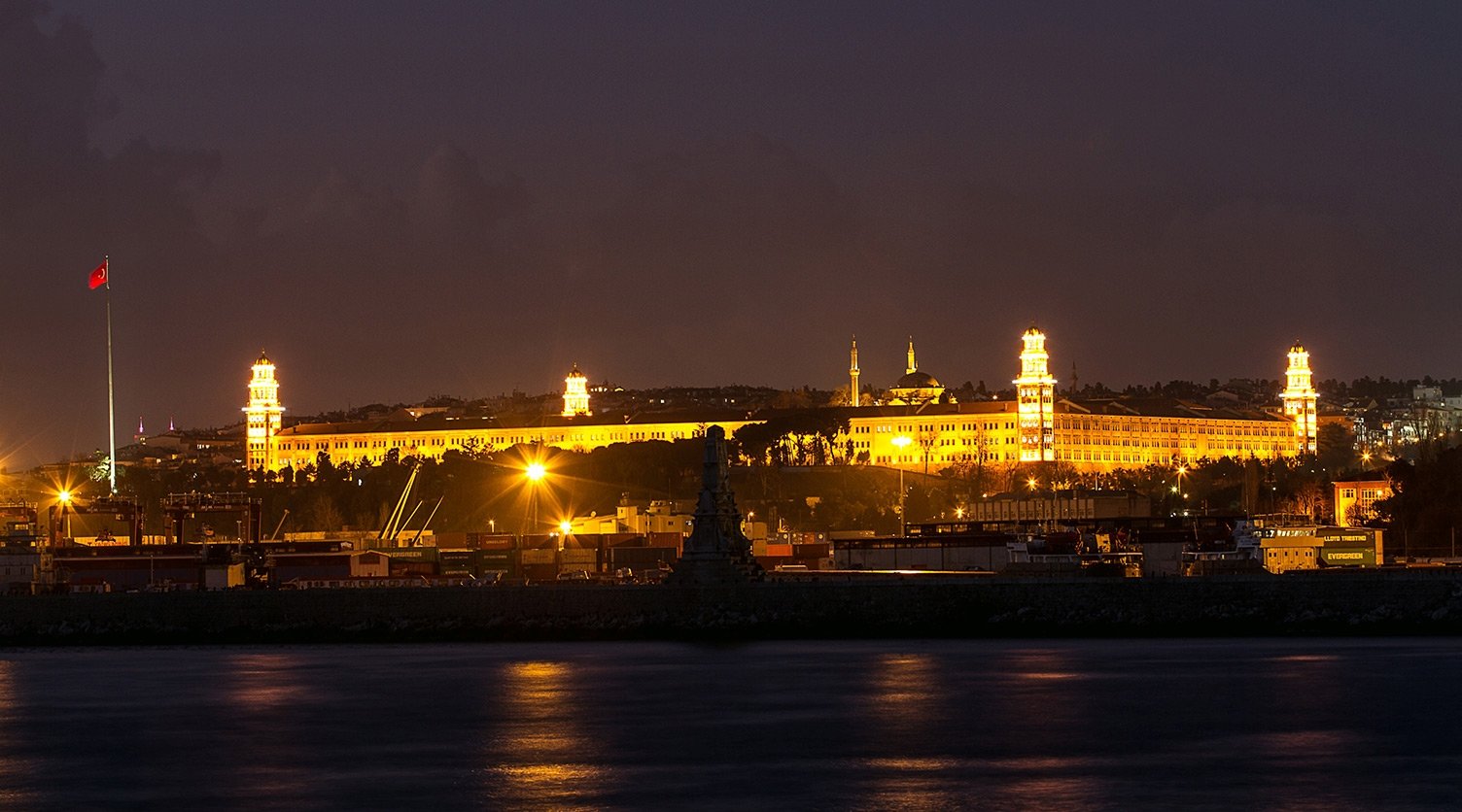 Meremmetçilikten esen bir balyanlar rüzgâr