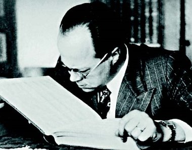 TÜRK ENTELEKTÜELİ  KİMDİR?