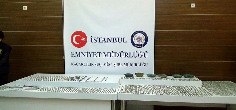 ISTANBUL POLICE ARREST 2 FOR SMUGGLING ARTIFACTS