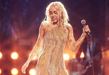 Miley Cyrus Ve Shakira İle Biten İlişkilerin Ardından